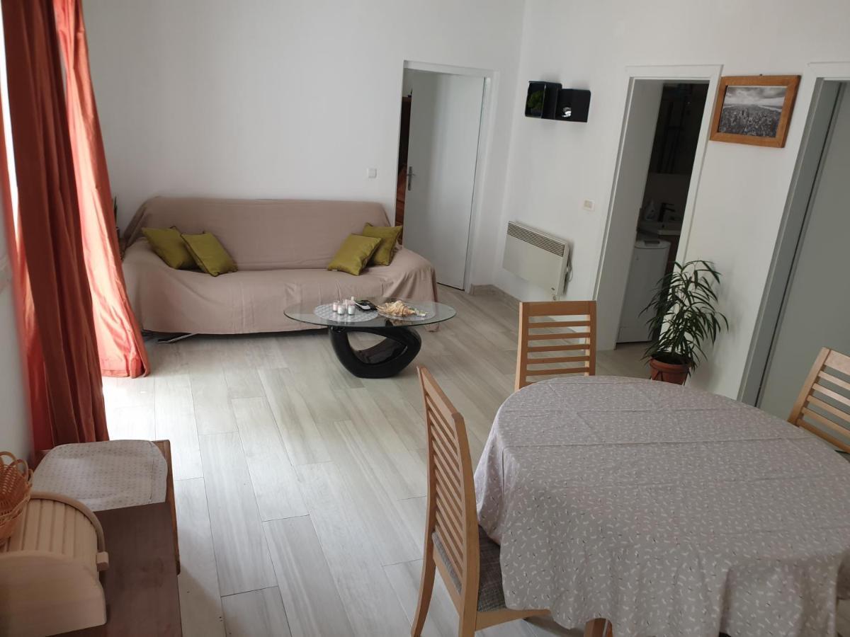 Apartment Paradiso