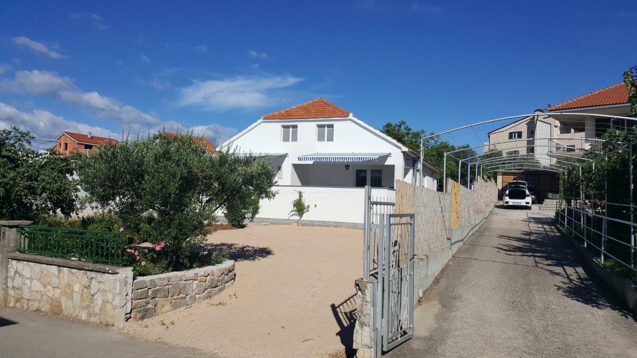 Apartment Paradiso *