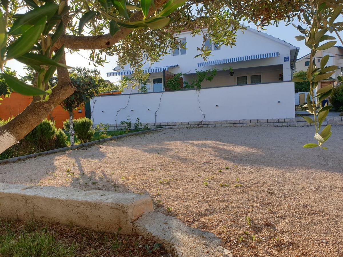 Paradiso Apartment