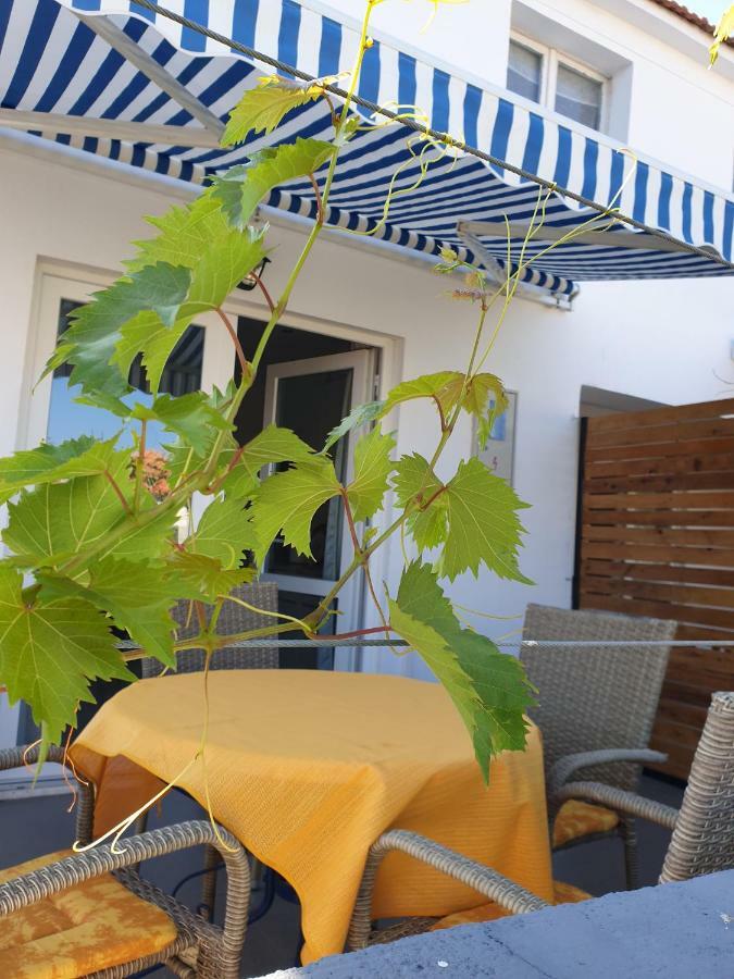 Paradiso Apartment